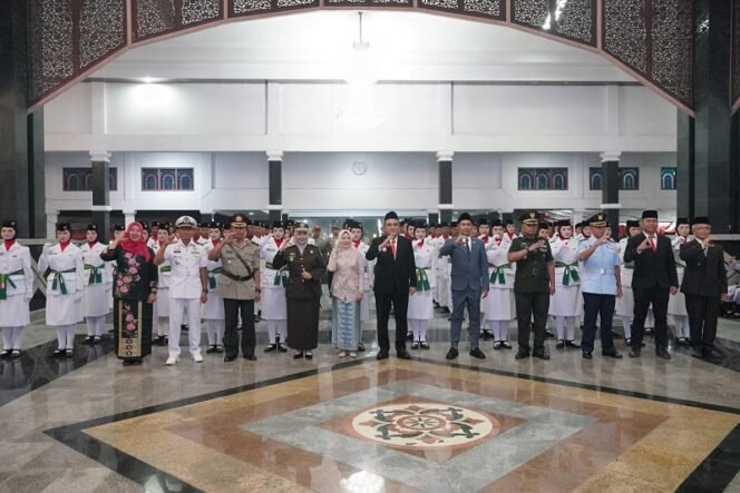 
					Wakil Ketua DPRD Pemalang Hadiri Pengukuhan Paskibraka 2026, Ini Pesannya