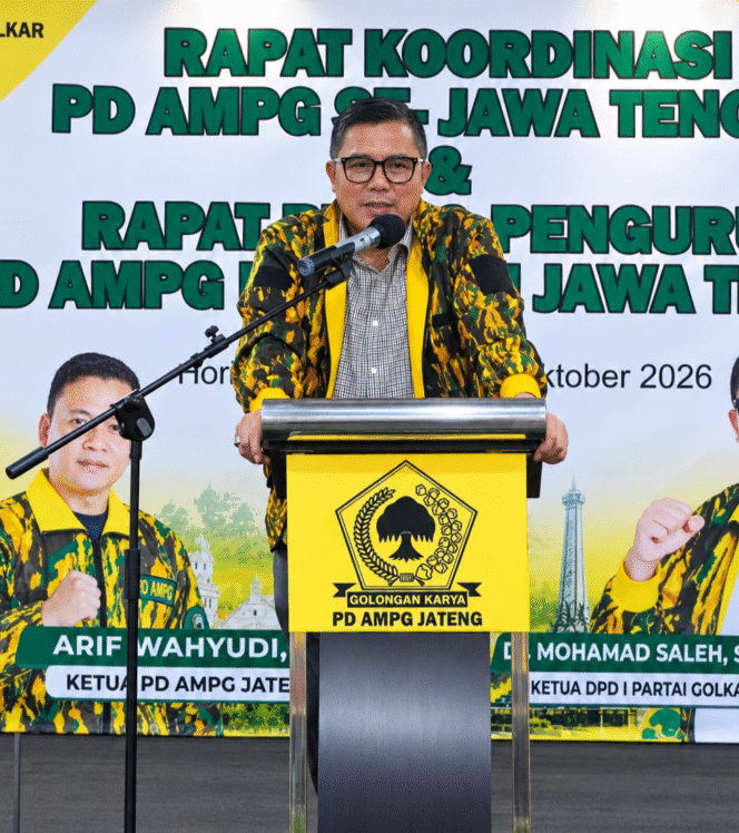 
					Ketua DPD Golkar Jawa Tengah, Mohammad Saleh,