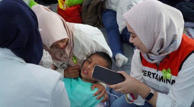 Pertamina dan IKA UNAIR Hadirkan 'Senyum Sehat untuk Anak Istimewa' bagi Anak Berkebutuhan Khusus di Semarang