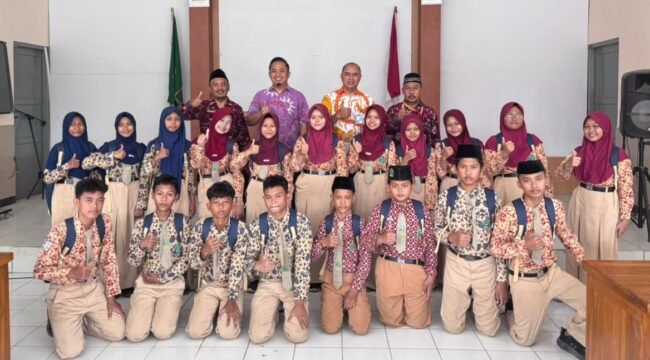 Yayasan Baitul Mal BRI Pemalang Salurkan Bantuan Perlengkapan Sekolah untuk 40 Siswa Kurang Mampu