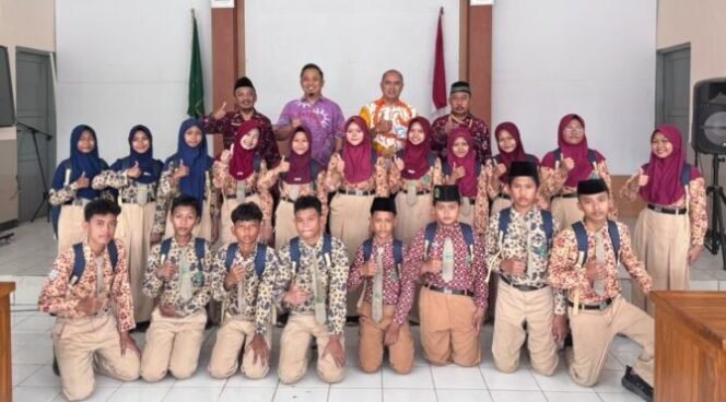 
					Yayasan Baitul Mal BRI Pemalang Salurkan Bantuan Perlengkapan Sekolah untuk 40 Siswa Kurang Mampu